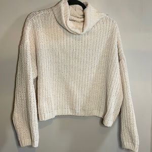 Cream chunky knit sweater